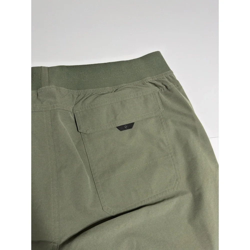 Black Diamond Men's Sierra Shorts Size XL Green Hiking Rock Climbing Bouldering